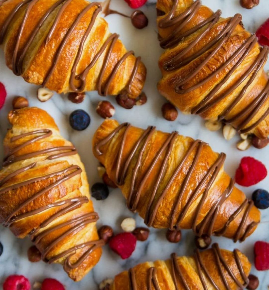 Croissant cu crema de ciocolata